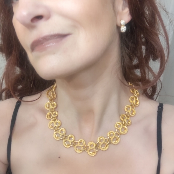 Vintage Napier Oversized Gold Necklace - Picture 5 of 6